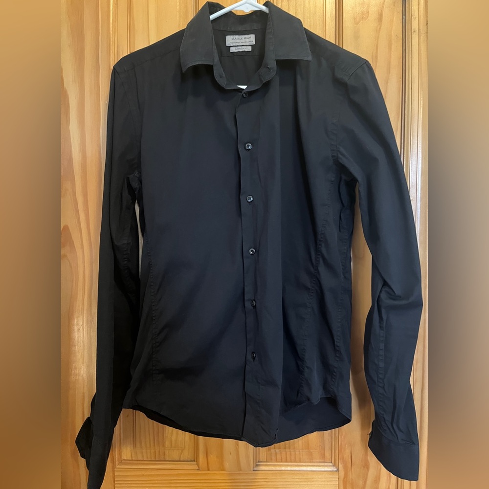 Zara Men’s black long sleeve button down shirt